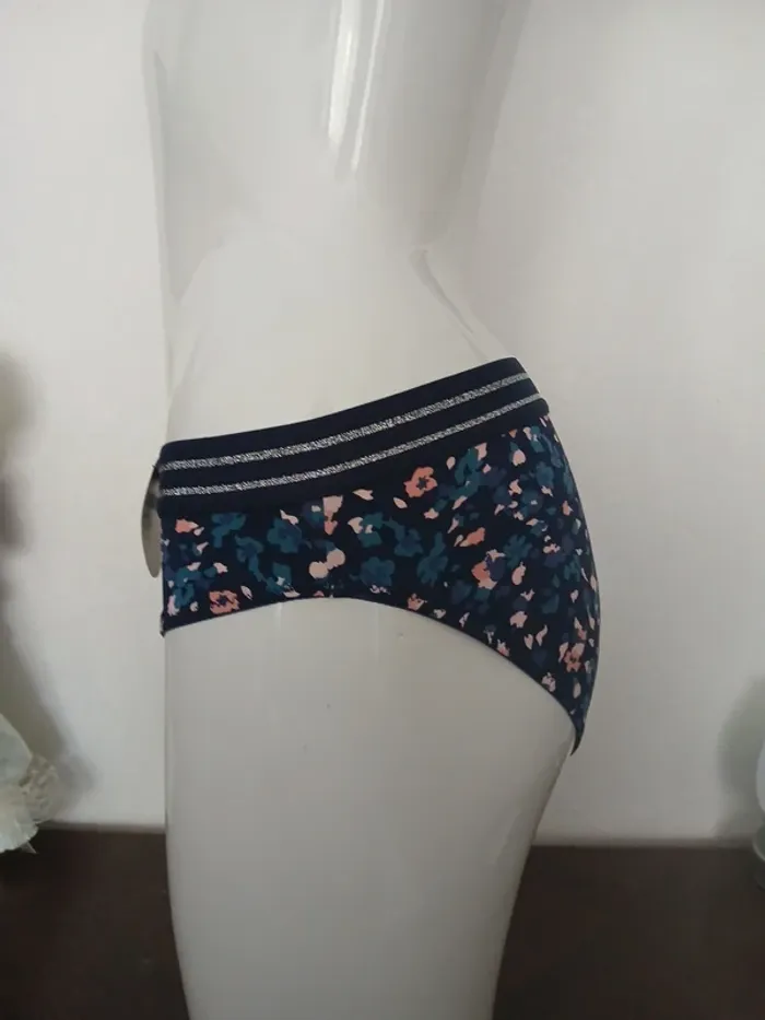 Slip taille 38 - photo numéro 4