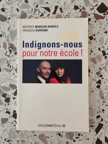 Indignons nous pour notre école