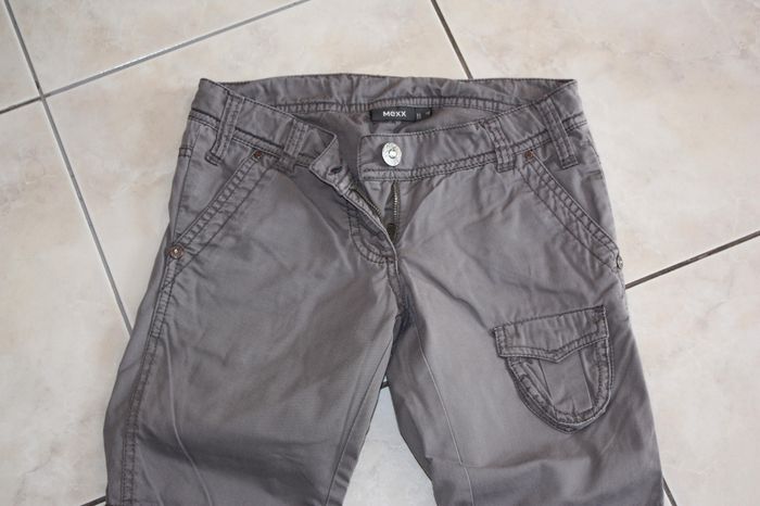 Pantacourt gris taupe MEXX 10 ans - photo numéro 9