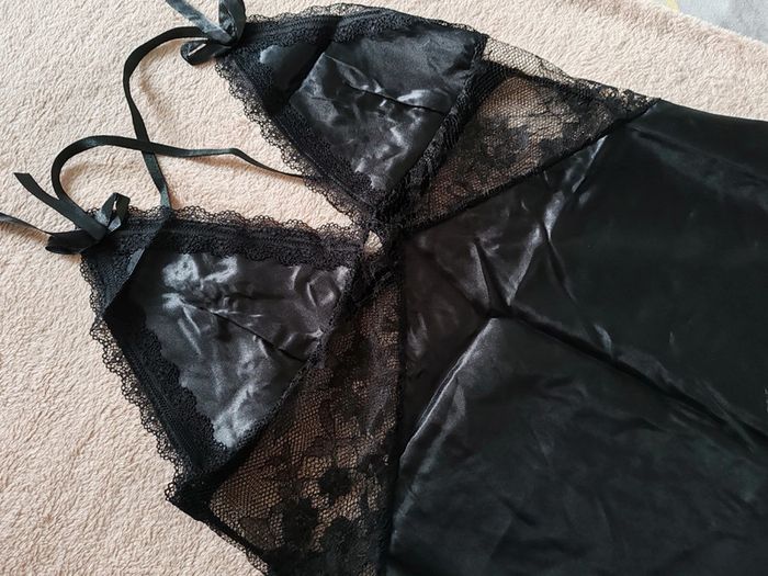 Nuisette dentelle neuve taille M/L - photo numéro 2