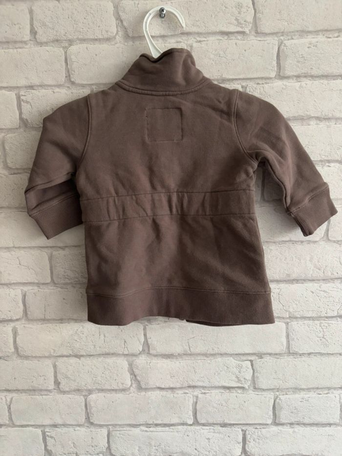 Gilet Décathlon Domyos taille 6 mois - photo numéro 2