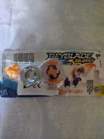 Toupie Beyblade Burst Roktavor