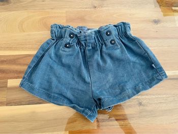 Joli short 6 mois