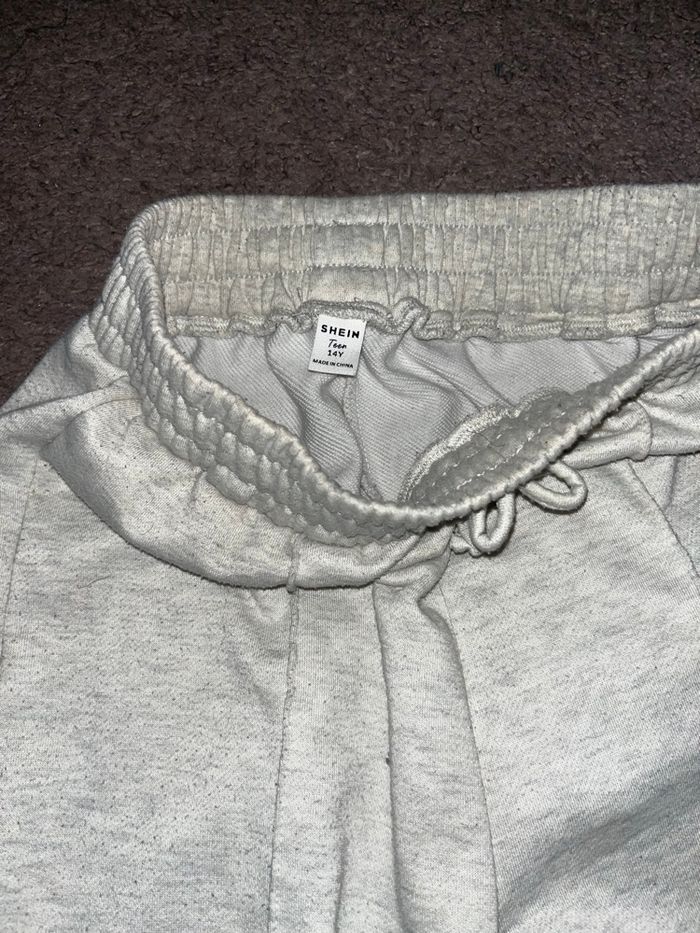 Jogging gris - photo numéro 2