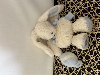 Doudou et compagnie lapin blanc bleu Bonbon miroir abimé