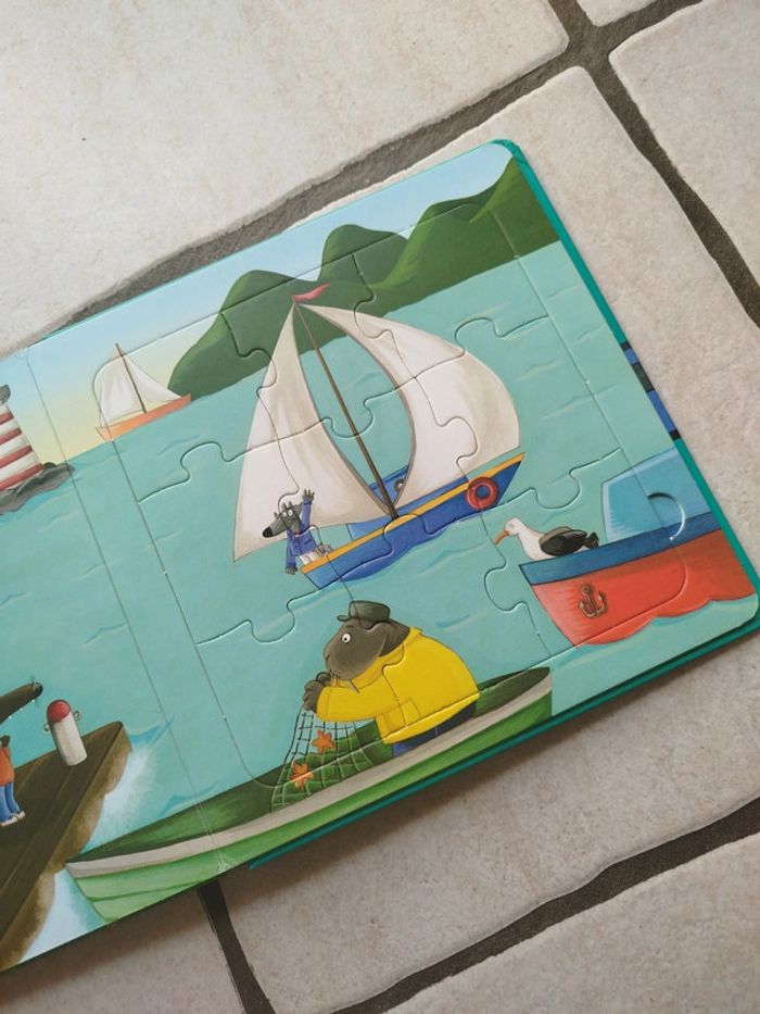 P'tit loup découvre les véhicules livre puzzle - photo numéro 6