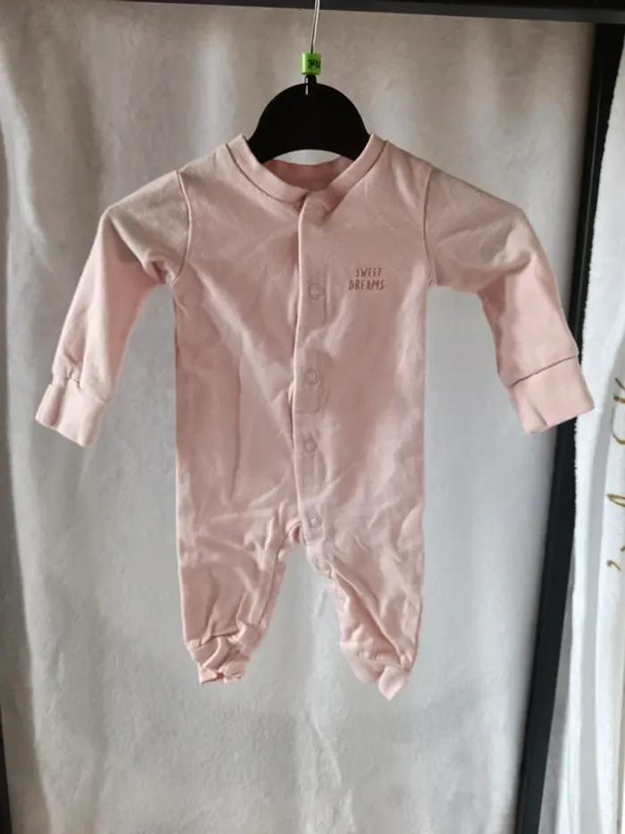 Pyjamas prema