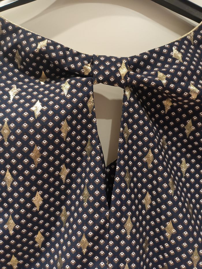 Blouse neuve - photo numéro 3