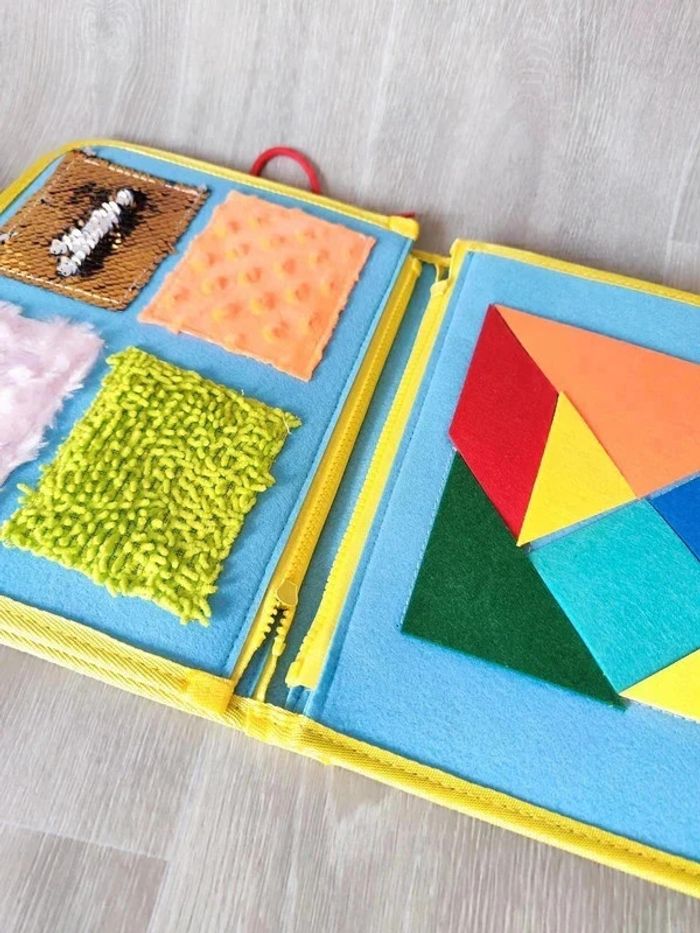 Livre éducatif en feutrine apprentissage - photo numéro 9