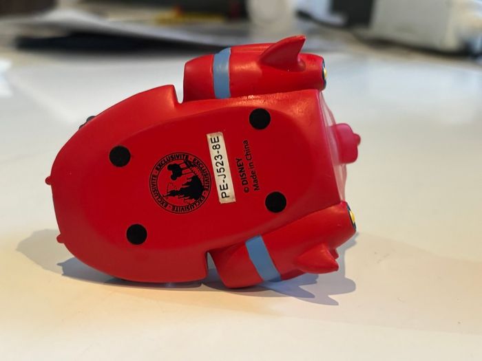 Snowglobe stitch dans son vaisseau - photo numéro 9