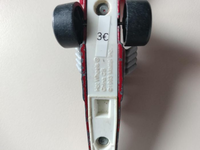 Véhicule HotWheels McDo - photo numéro 2