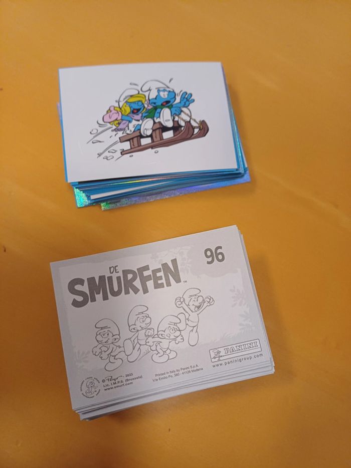 Lot de 10 images Panini Les Schtroumpfs - Tout en bleu - 2023