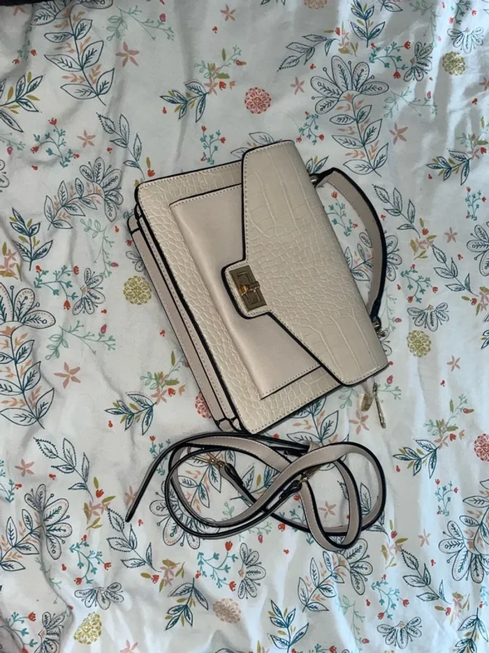 Sac bandoulière rose pâle