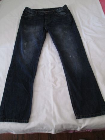 Jean râpé & délavé homme