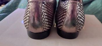 sublime chaussure couleur acier en cuir tressé "marque "café noir"pointure38