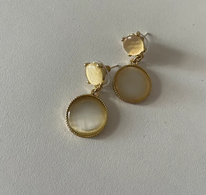 Boucles d’oreille du groupe MaxMara intrend sans logo sans étiquette. - photo numéro 7