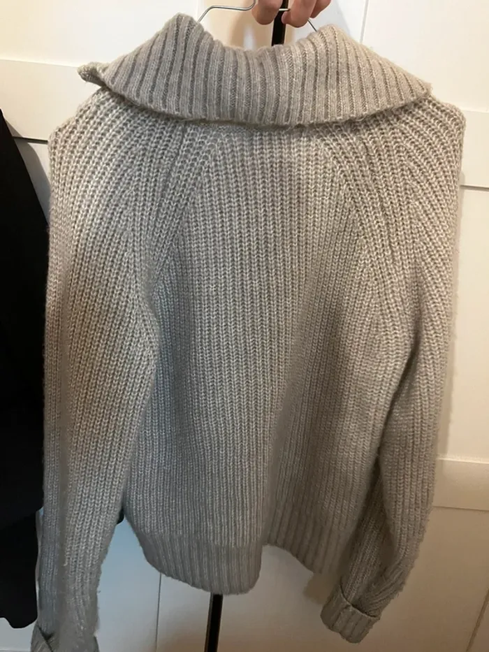 Gros pull d’hiver - photo numéro 4