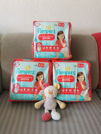 Lot de 3 paquets de couches Pampers Premium pants
