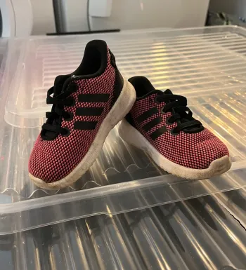 Basket adidas taille 20