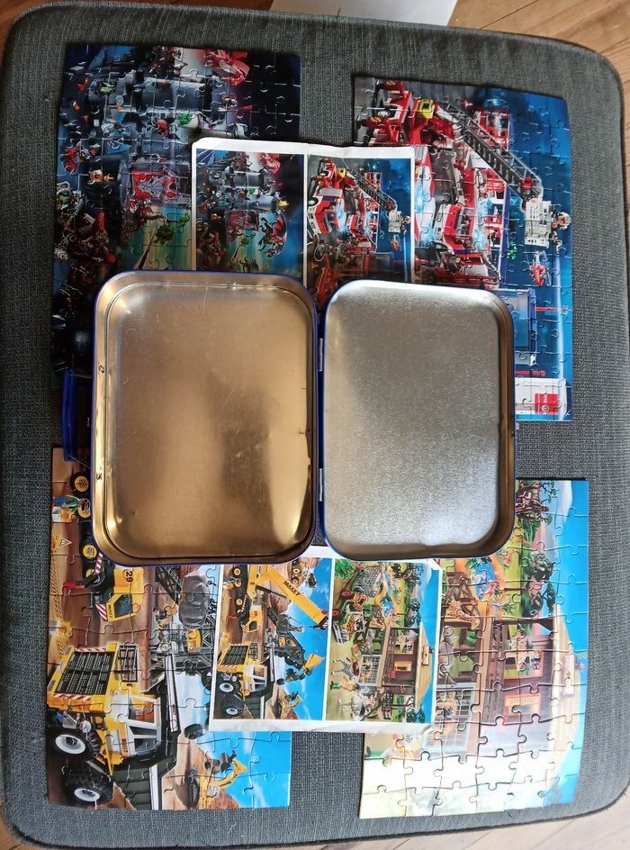 Puzzle Playmobil x4, chantier, chevalier, safari, pompier - photo numéro 2