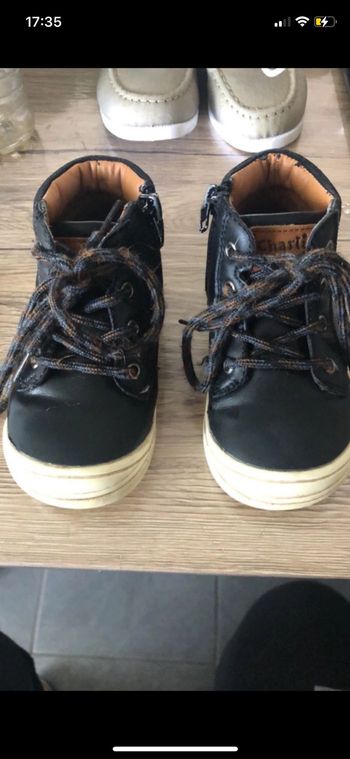 Chaussure montante