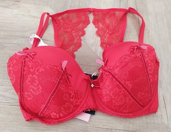 Soutien-gorge coques dentelle rouge taille 90D Soleil Sucré