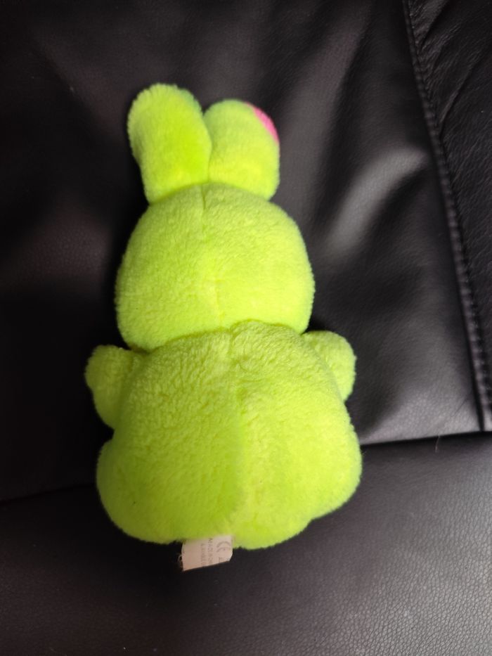 Peluche lapin fluo - photo numéro 2