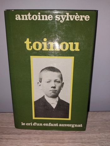 Livre le toinou