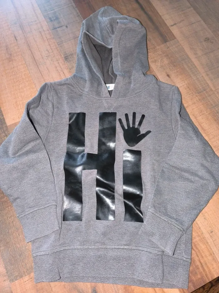 Pull à capuche