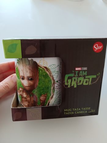 Tasse neuve Groot Marvel feuillage