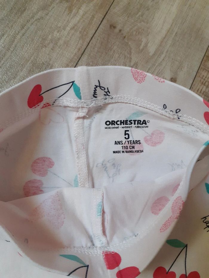 Lot 2 leggings 3/4 fille 5 ans neufs - photo numéro 5