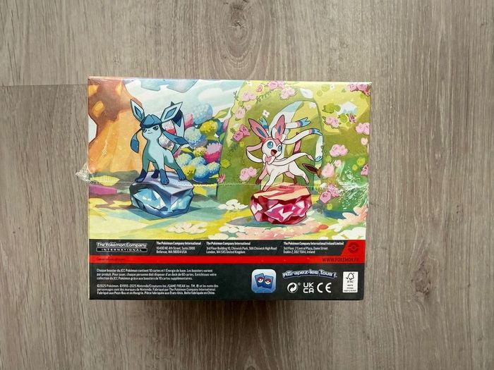 Display Pokémon Mini tins Évolutions Prismatiques EV8.5 Scellée - photo numéro 3