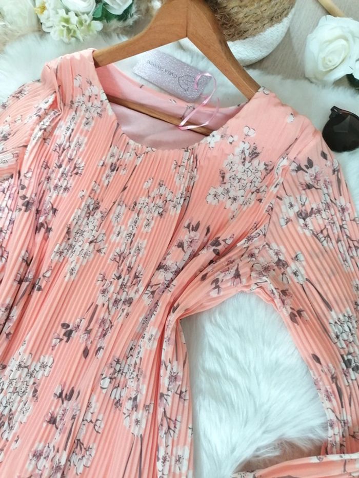 Jolie blouse Corail neuve avec étiquette taille 2 - photo numéro 2