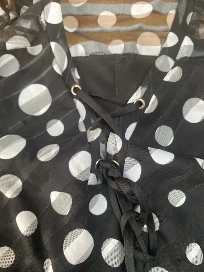 Robe taille 6 formul - photo numéro 3