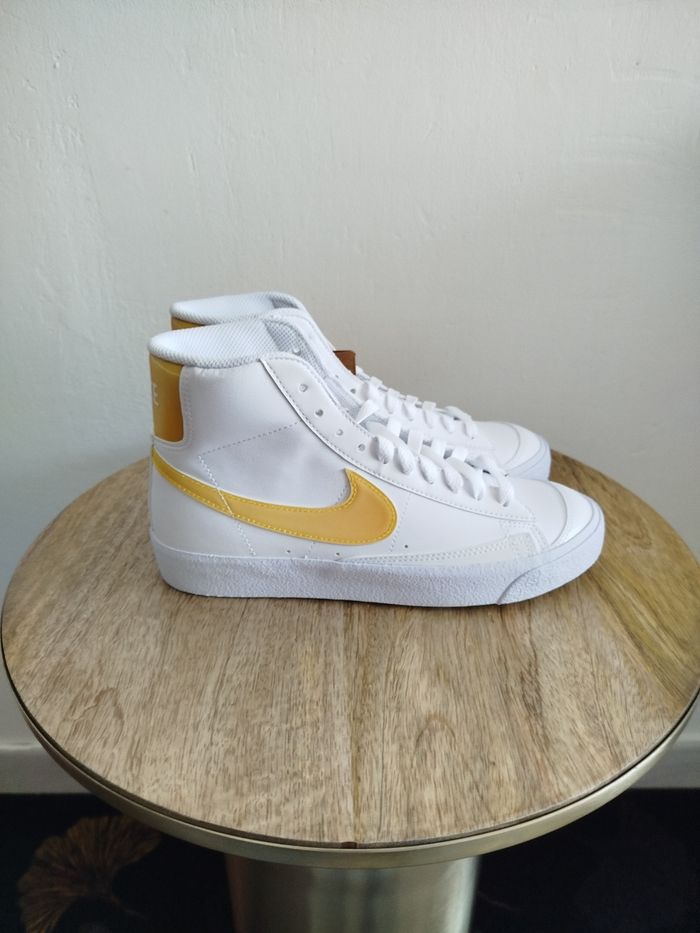 Baskets Nike T  38 - photo numéro 6