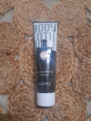 Crèmes corps black op