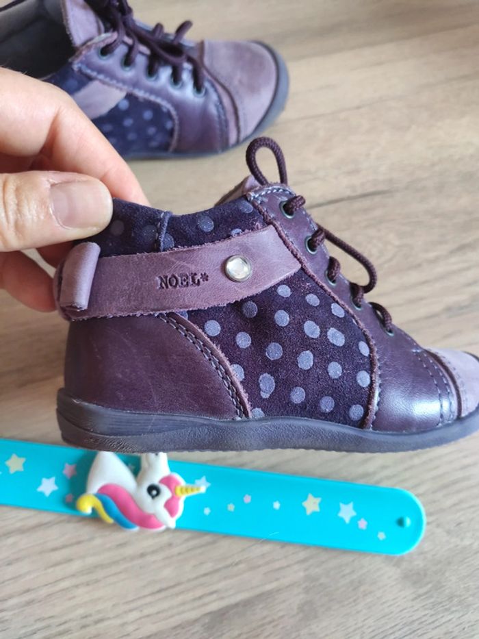 Chaussures de marche Noël taille 23 neuves - photo numéro 4