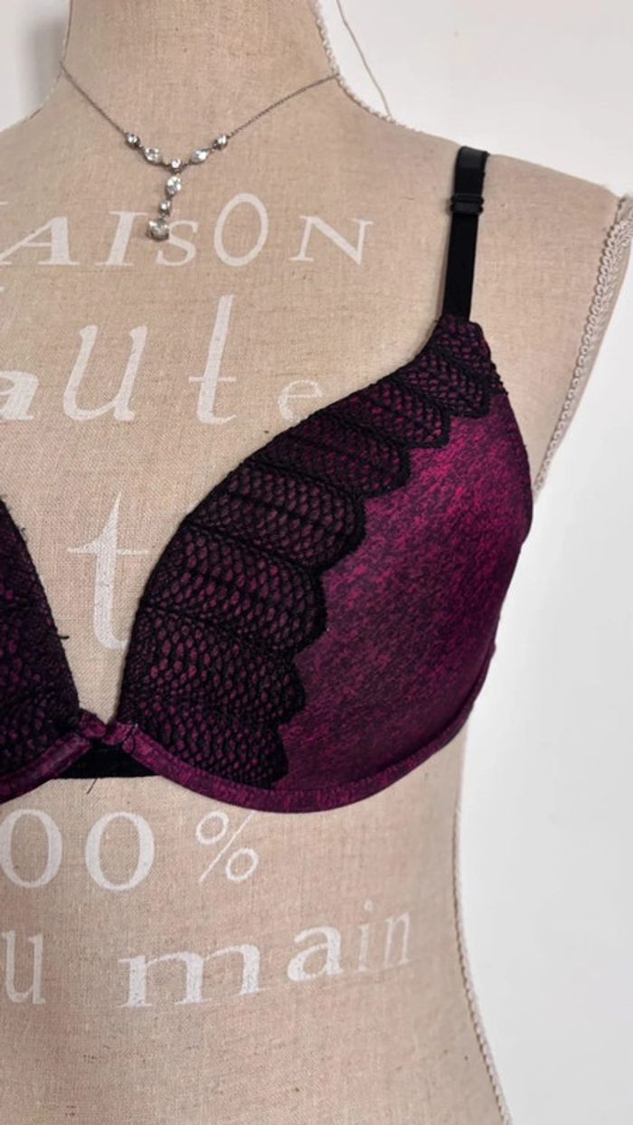 🎀 soutien gorge rose violet avec dentelle noir taille 85 c - photo numéro 2