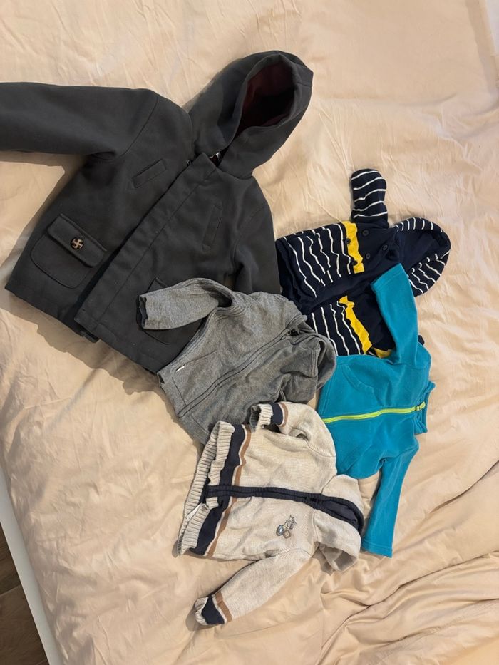 Lots de gilets et manteaux 18 mois garçon - photo numéro 2