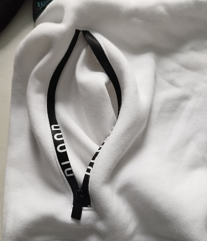 Sweat à capuche 13-14 ans - photo numéro 5