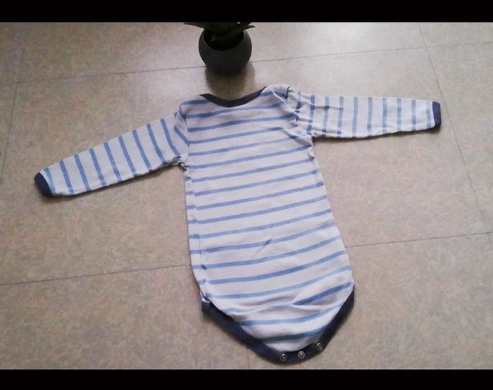 Body 12 mois - photo numéro 4