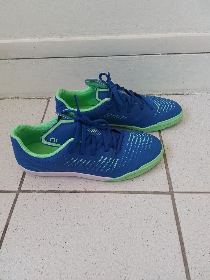Paire de chaussures futsal. GINKO 500 - photo numéro 3