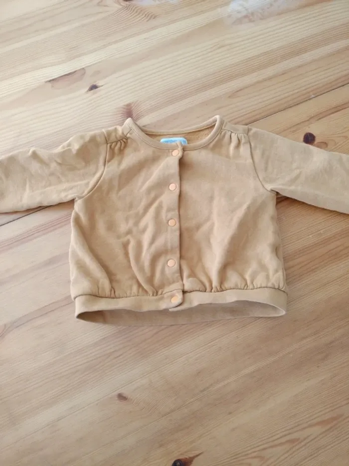 Gilet moutarde