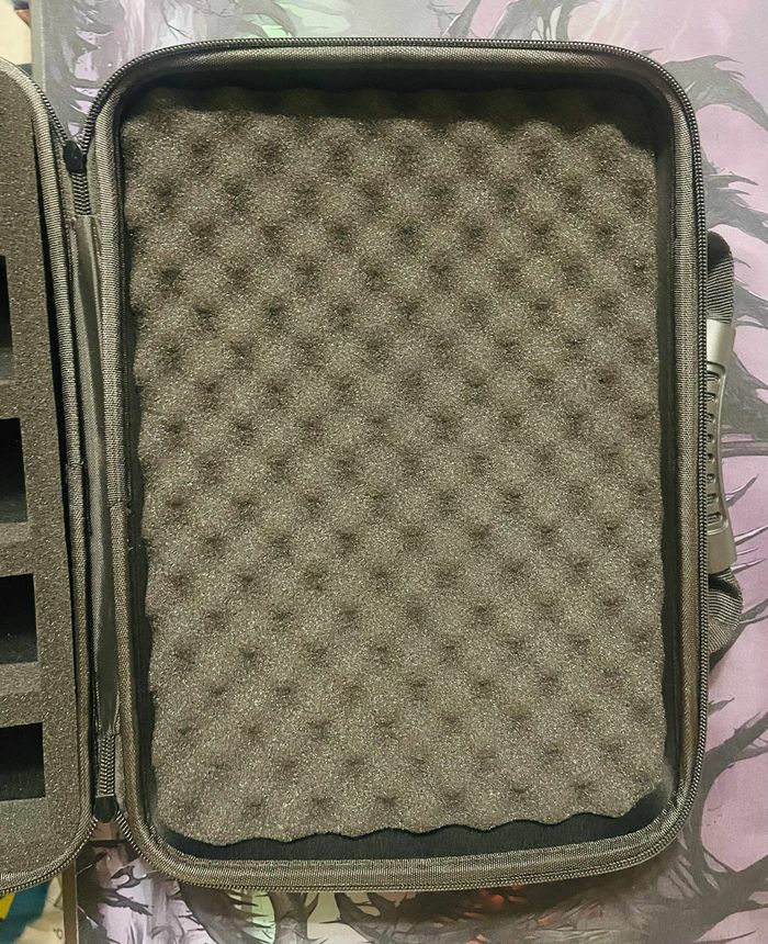 🎒 Valise de rangement pour cartes Pokémon / Lorcana – capacité ~2000 cartes – Très bon état 🃏 - photo numéro 2