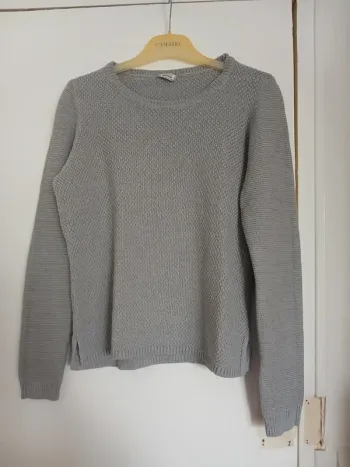 Pull gris