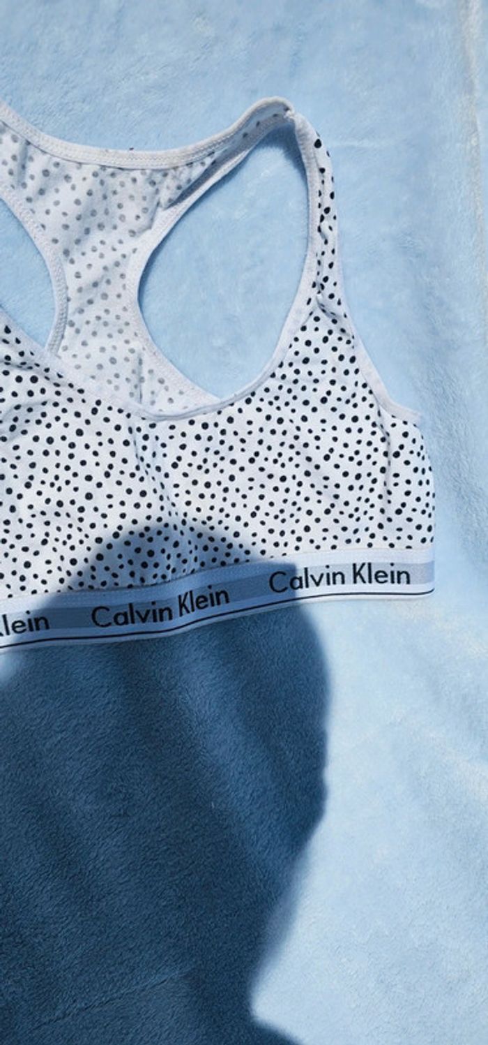 Brassière Calvin Klein taille L - photo numéro 2