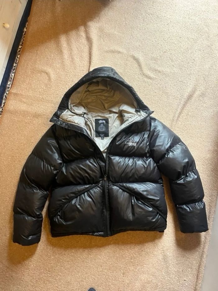 Doudoune Stüssy noire/grise, taille L - photo numéro 1