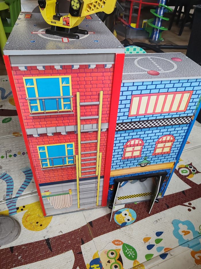 Maison en bois pour enfant - photo numéro 6