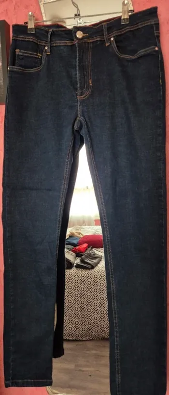 Jean Status