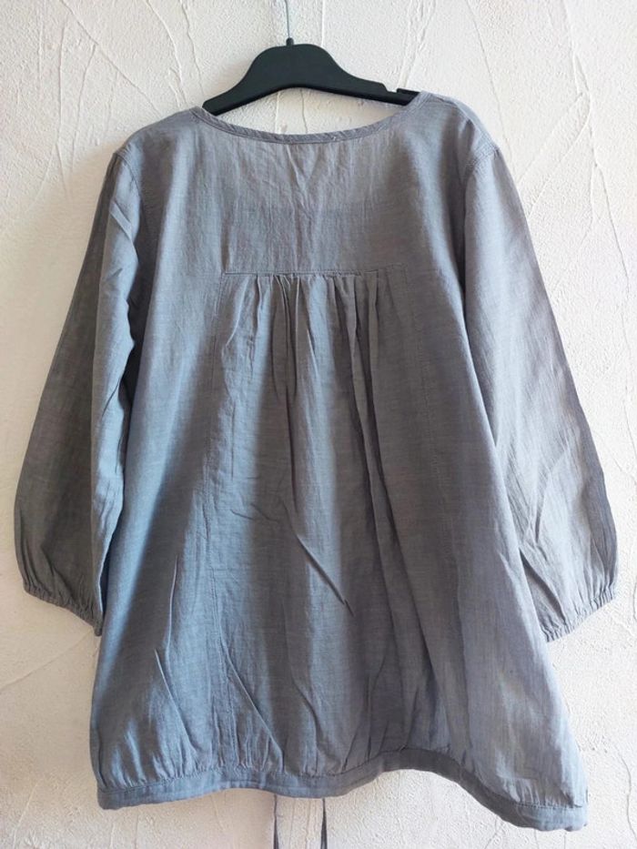 Blouse grise à volants pour femme Taille M - photo numéro 4